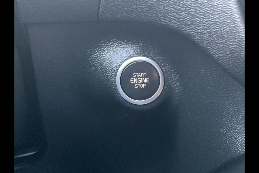 Volvo XC40 1.5 T5 262pk Recharge R-Design 360° HK Pano Trekhaak Stoel/Stuurverw. PHEV