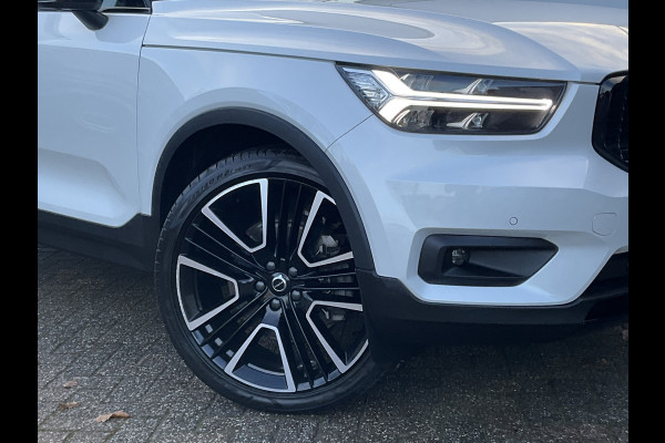 Volvo XC40 1.5 T5 262pk Recharge R-Design 360° HK Pano Trekhaak Stoel/Stuurverw. PHEV