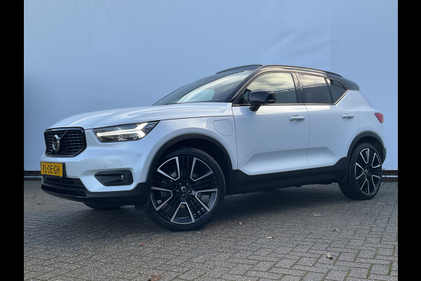 Volvo XC40 1.5 T5 262pk Recharge R-Design 360° HK Pano Trekhaak Stoel/Stuurverw. PHEV