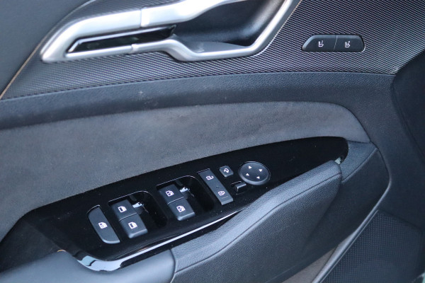 Kia Sportage 1.6 T-GDi Plug-in Hybrid AWD GT-Line 7Jr.-garantie/Pano-dak/Trekhaak/Winter-pack/360-Camera