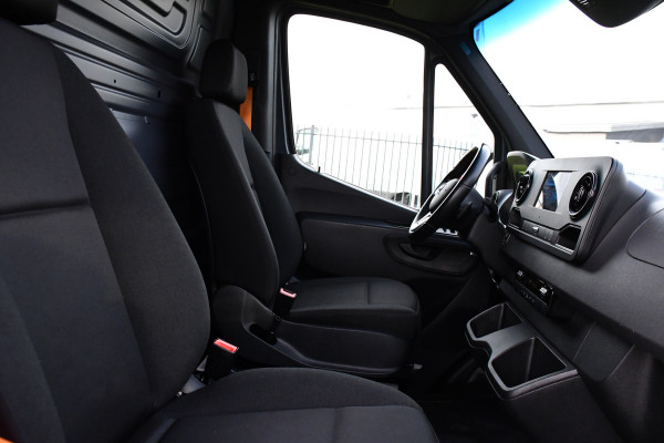 Mercedes-Benz Sprinter 315 1.9 CDI L2H2 FWD AMG Edition Adaptieve Cruise, 360 Camera, LED, Carplay, NAVI, Sensoren, Automaat, 150pk, Uniek!