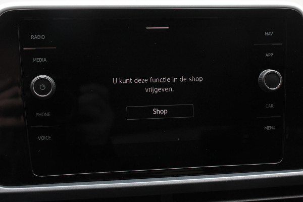 Volkswagen T-Roc 1.5 TSI 150pk DSG Style | Navigatie | Apple Carplay/Android Auto | Parkeersensoren | Camera | Adaptive Cruise Control | Digitale cockpit | Park Assist | Stoel- en stuurverwarming | Elektrische achterklep | LED-koplampen