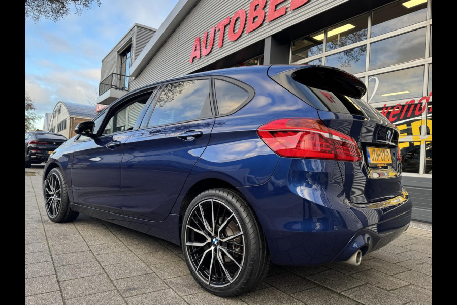 BMW 2 Serie Active Tourer 216i Advantage - Panorama dak I Navigatie I Airco I PDC /Achteruitrij camera I Sport velgen I Dealer ond