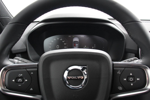 Volvo XC40 1.5 T5 Plug-in hybrid Ultimate Dark PHEV | Electrisch Glazen Panorama dak | Navigatie | Dab | Led | Adaptive Cruise Control | Camera | Parkeer sensoren