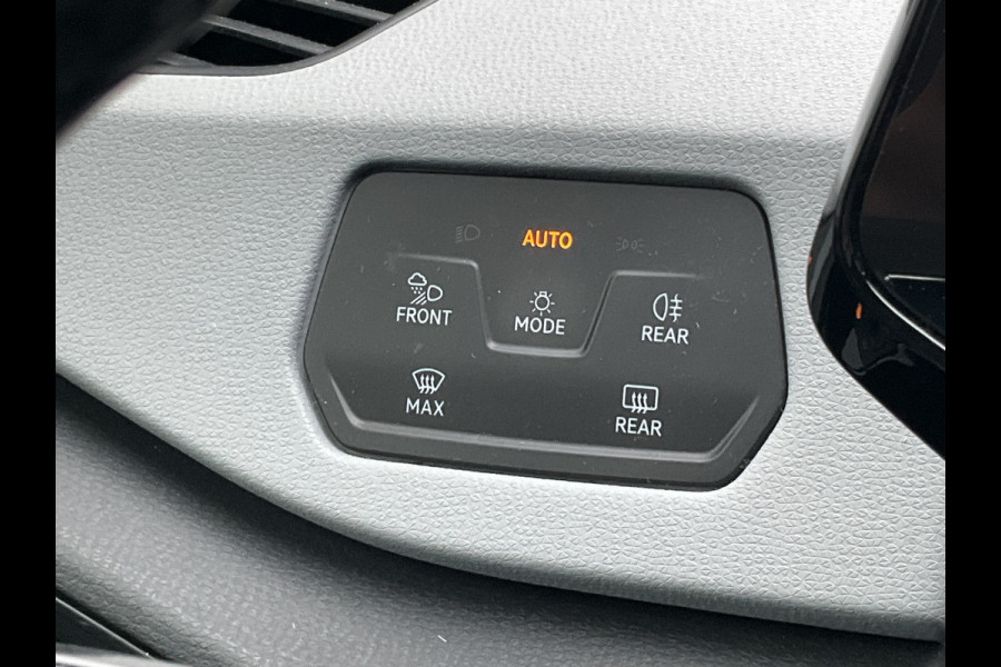 Volkswagen ID.3 First Plus 58 kWh SOH 91% Adap.Cruise Stoel/Stuurverw Carplay 100% Elektrisch NL-Auto!
