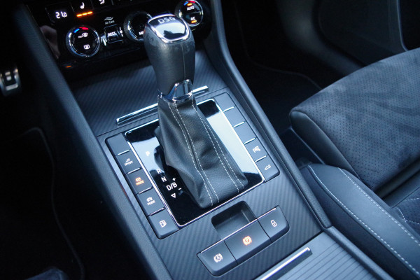 Škoda Superb Combi 1.4 TSI iV 218 PK Sportline BNS PHEV, 4 x Stoelverwarming, 360 Camera, DCC,