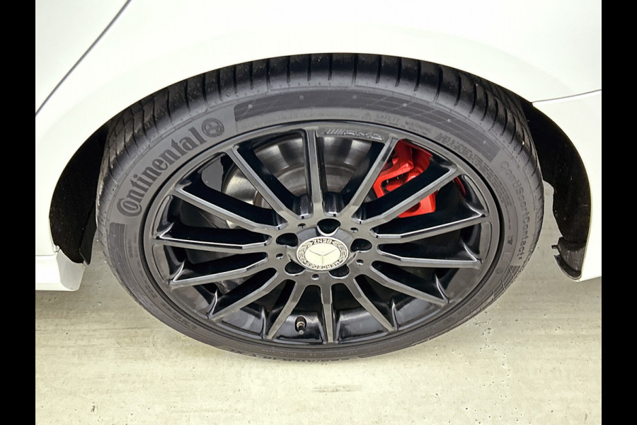 Mercedes-Benz CLA-Klasse 200 Prestige AMG-Styling (Goed OnderH, Navi, Camera, PDC V+A, StoelV, Cruise Con, Etc)