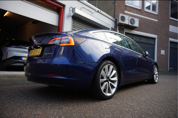 Tesla Model 3 Long Range AWD 75 kWh | BTW AUTO | Orig Nederlands | Panoramadak | Prachtige staat en staat van onderhoud |