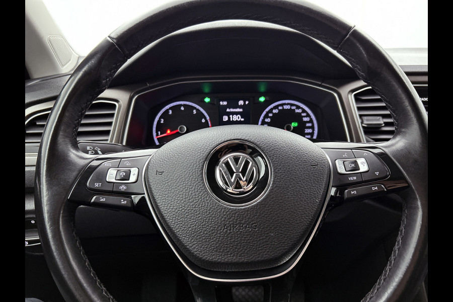 Volkswagen T-Roc 1.5 TSI Sport(Goed OnderH, Navi, StoelV, Camera, PDC V+A, Addapt Cruise, Etc)