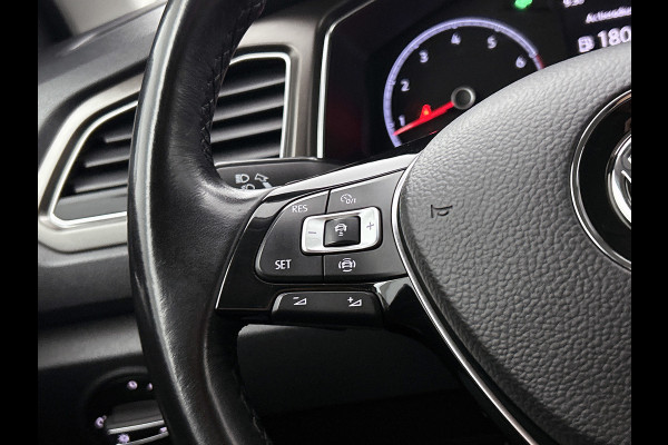 Volkswagen T-Roc 1.5 TSI Sport(Goed OnderH, Navi, StoelV, Camera, PDC V+A, Addapt Cruise, Etc)