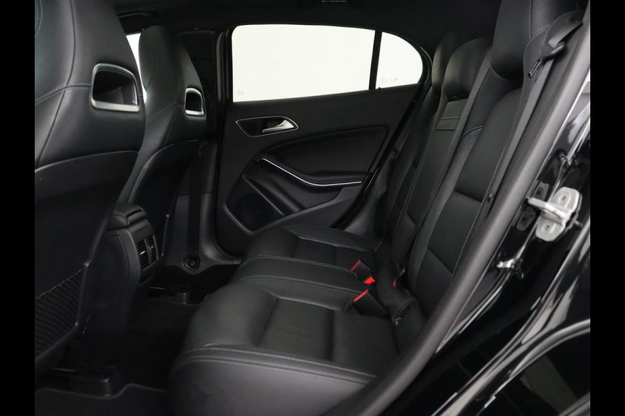 Mercedes-Benz GLA AMG 45 4MATIC Premium | Panoramadak | Leder | AMG Dynamic Plus | Carplay | Harman/Kardon | Memory | Stoelverwarming | Sportuitlaat | Camera | Keyless