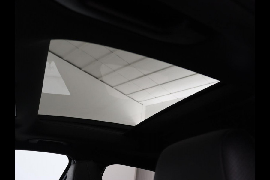 Mercedes-Benz GLA AMG 45 4MATIC Premium | Panoramadak | Leder | AMG Dynamic Plus | Carplay | Harman/Kardon | Memory | Stoelverwarming | Sportuitlaat | Camera | Keyless