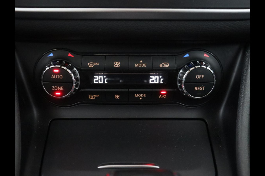 Mercedes-Benz GLA AMG 45 4MATIC Premium | Panoramadak | Leder | AMG Dynamic Plus | Carplay | Harman/Kardon | Memory | Stoelverwarming | Sportuitlaat | Camera | Keyless