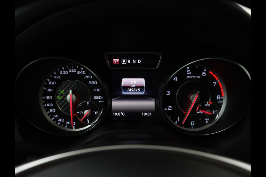 Mercedes-Benz GLA AMG 45 4MATIC Premium | Panoramadak | Leder | AMG Dynamic Plus | Carplay | Harman/Kardon | Memory | Stoelverwarming | Sportuitlaat | Camera | Keyless