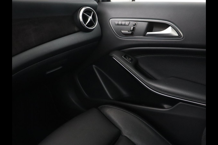 Mercedes-Benz GLA AMG 45 4MATIC Premium | Panoramadak | Leder | AMG Dynamic Plus | Carplay | Harman/Kardon | Memory | Stoelverwarming | Sportuitlaat | Camera | Keyless