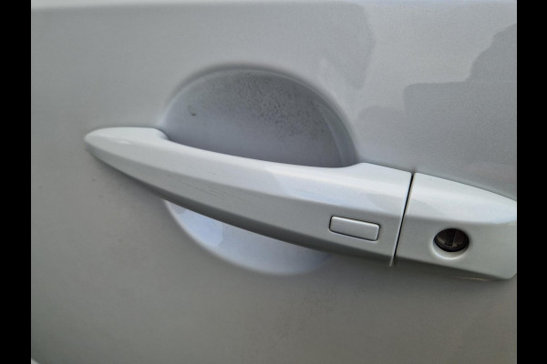 Nissan QASHQAI 1.3 MHEV Xtronic 158PK BiTone /Pano /Led /360cam