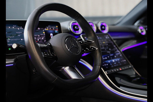 Mercedes-Benz C-Klasse 300 e AMG 63 Look / Burmester / Head Up / 360 Camera / Acc / Elek Stoelen / Full Leder / Open Pano / 20 Inc