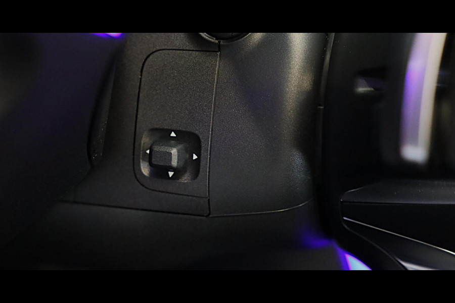 Mercedes-Benz C-Klasse 300 e AMG 63 Look / Burmester / Head Up / 360 Camera / Acc / Elek Stoelen / Full Leder / Open Pano / 20 Inc