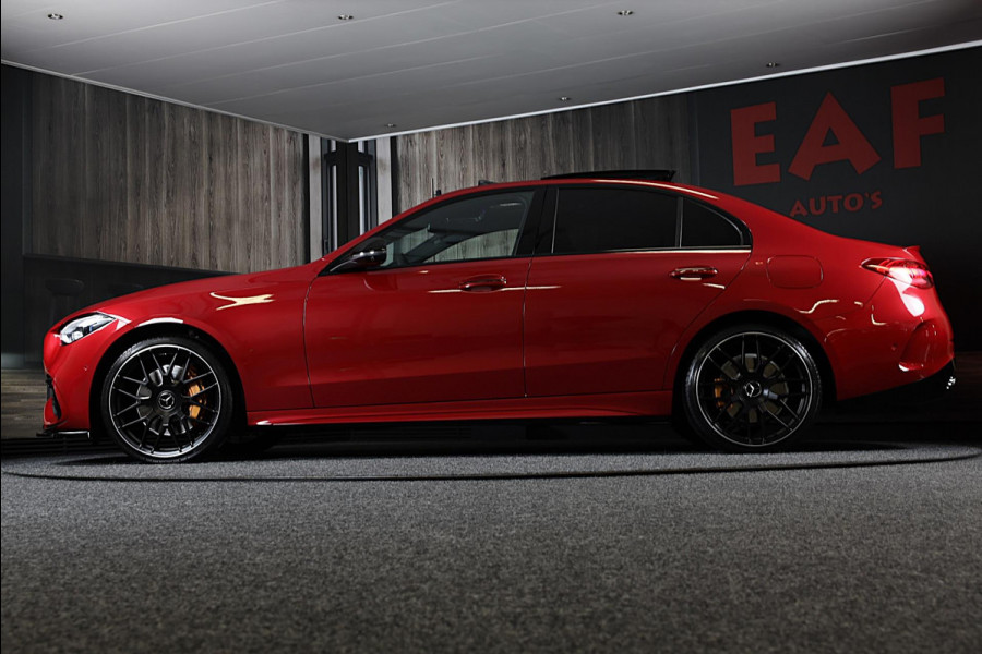Mercedes-Benz C-Klasse 300 e AMG 63 Look / Burmester / Head Up / 360 Camera / Acc / Elek Stoelen / Full Leder / Open Pano / 20 Inc