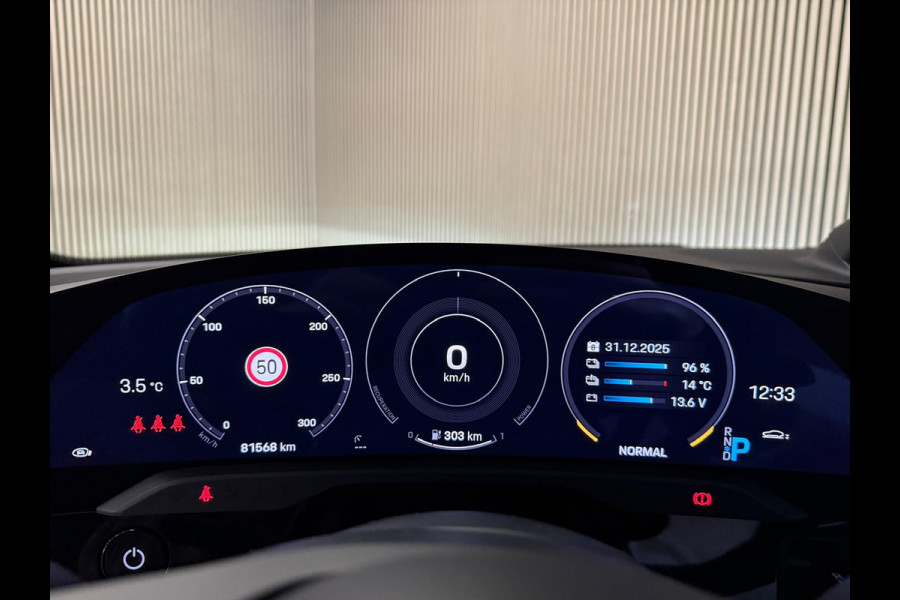 Porsche Taycan Cross Turismo 4 93 kWh-PANORAMA-OFF ROAD DESIGN-STOELEN 18 VOUDIG-BIJRIJDER DISPLAY