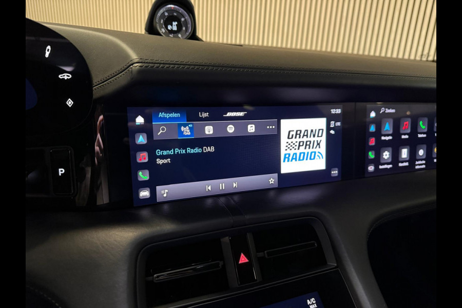 Porsche Taycan Cross Turismo 4 93 kWh-PANORAMA-OFF ROAD DESIGN-STOELEN 18 VOUDIG-BIJRIJDER DISPLAY