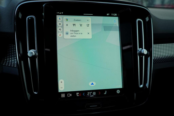 Volvo XC40 Recharge P8 AWD R-Design / Pano / Trehkaak / 19'' / Incl BTW