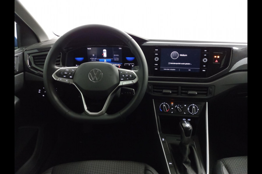 Volkswagen Polo 1.0 TSI Life DSG Nieuw model ! | Navigatie | Apple Carplay/Android | Digitale Cockpit | Airco | Parkeer sensoren V+A | LED | Lichtmetalen Velgen