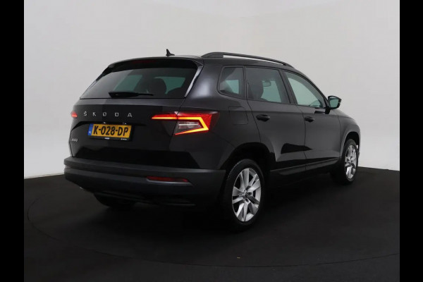 Škoda Karoq 1.5 TSI ACT Business Edition Autom Navi Pdc Ecc T-haak Bj:2020