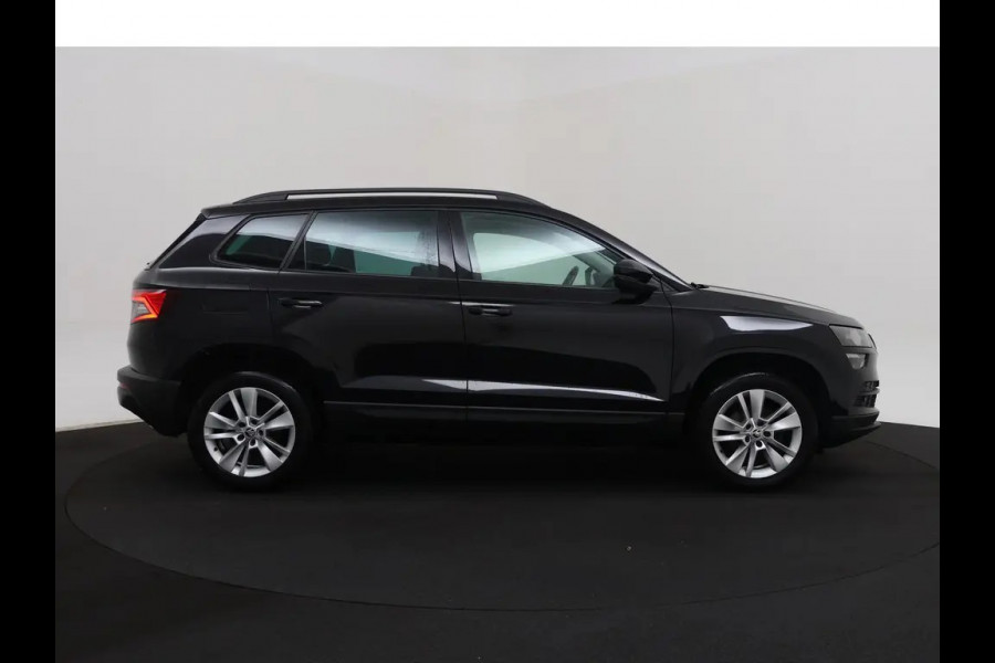Škoda Karoq 1.5 TSI ACT Business Edition Autom Navi Pdc Ecc T-haak Bj:2020