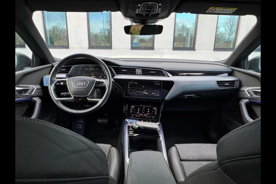 Audi e-tron 55 quattro S edition 95 kWh,2 X S-LINE, panoramadak, camera, vol opties, 25000 km, 1 e eigenaar, NL auto met nap