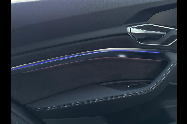 Audi e-tron 55 quattro S edition 95 kWh,2 X S-LINE, panoramadak, camera, vol opties, 25000 km, 1 e eigenaar, NL auto met nap