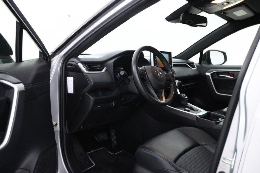Toyota RAV4 2.5 Hybrid AWD Bi-Tone bomvol en awd!