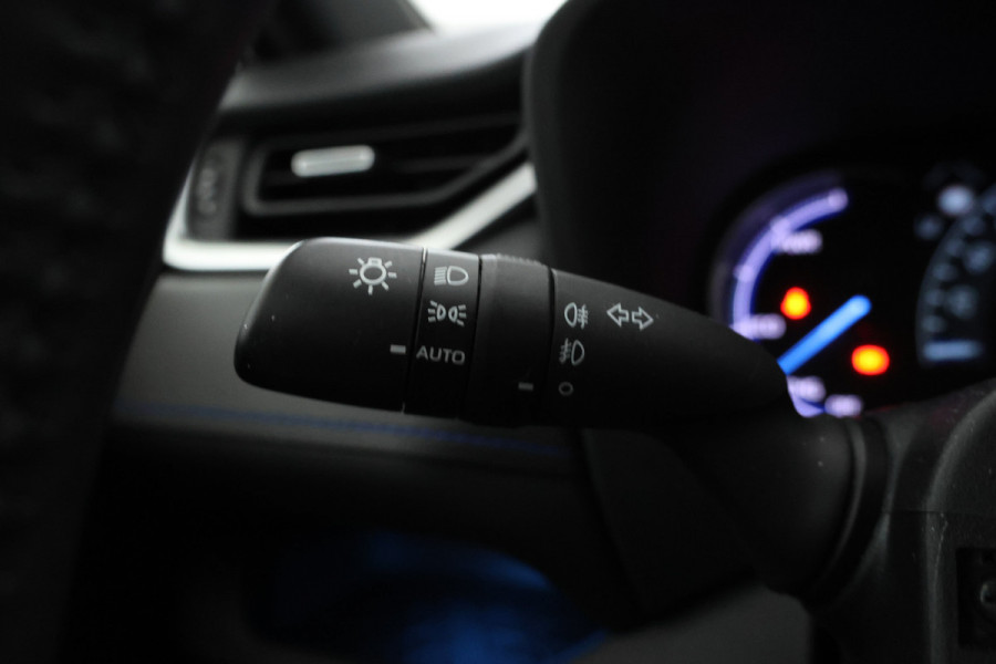 Toyota RAV4 2.5 Hybrid AWD Bi-Tone bomvol en awd!