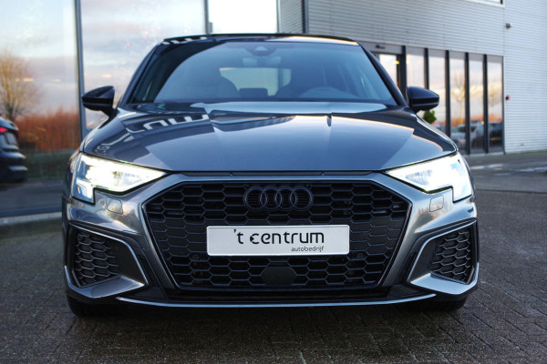Audi A3 Sportback 40 TFSI e 204 PK S-Line Edition, Panoramadak, Sportstoelen, Camera, Adap. Cruise Control