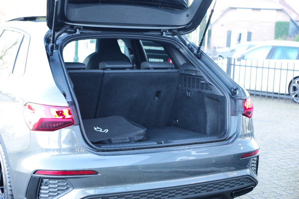 Audi A3 Sportback 40 TFSI e 204 PK S-Line Edition, Panoramadak, Sportstoelen, Camera, Adap. Cruise Control