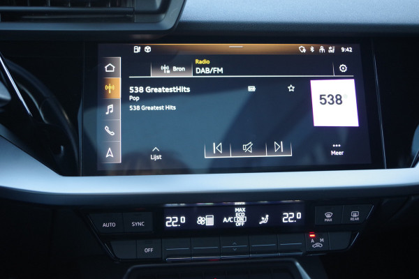 Audi A3 Sportback 40 TFSI e 204 PK S-Line Edition, Panoramadak, Sportstoelen, Camera, Adap. Cruise Control