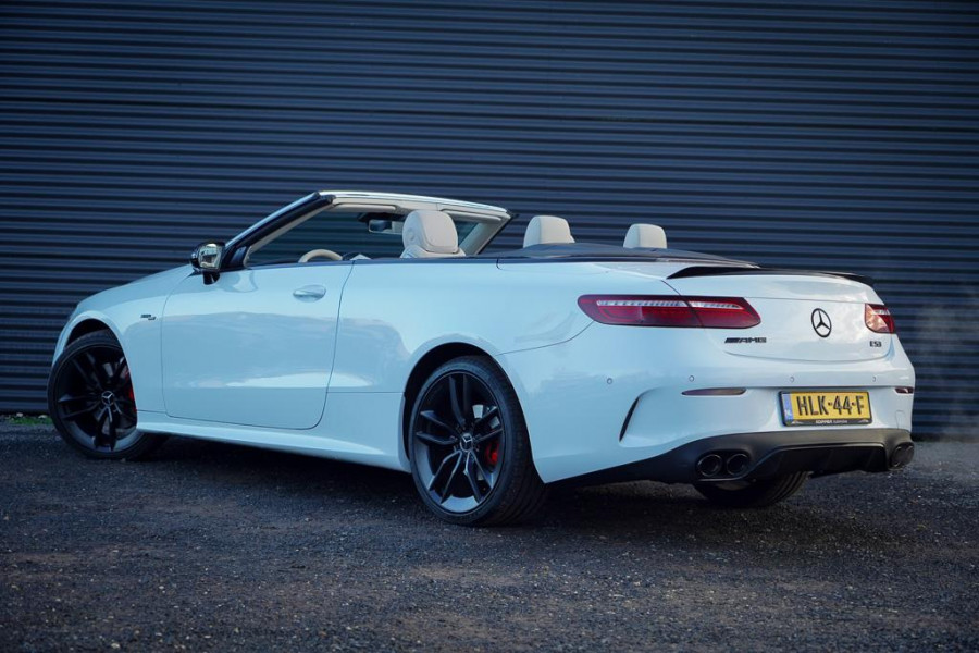 Mercedes-Benz E-Klasse Cabrio 300 AMG Line / 53 AMG Uitgevoerd / Carbon / Stoelverwarming