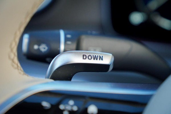 Mercedes-Benz E-Klasse Cabrio 300 AMG Line / 53 AMG Uitgevoerd / Carbon / Stoelverwarming