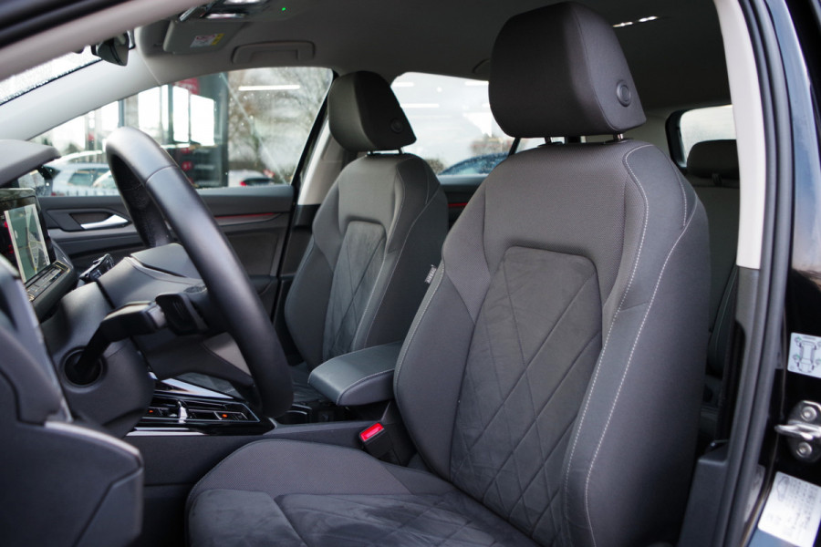 Volkswagen Golf 1.4 eHybrid 204 PK Style PHEV, Adap. Cruise Control, Camera, Carplay