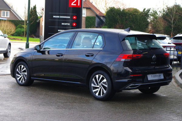 Volkswagen Golf 1.4 eHybrid 204 PK Style PHEV, Adap. Cruise Control, Camera, Carplay