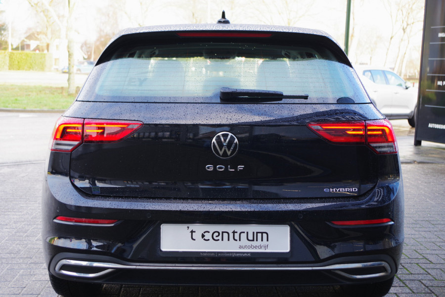 Volkswagen Golf 1.4 eHybrid 204 PK Style PHEV, Adap. Cruise Control, Camera, Carplay