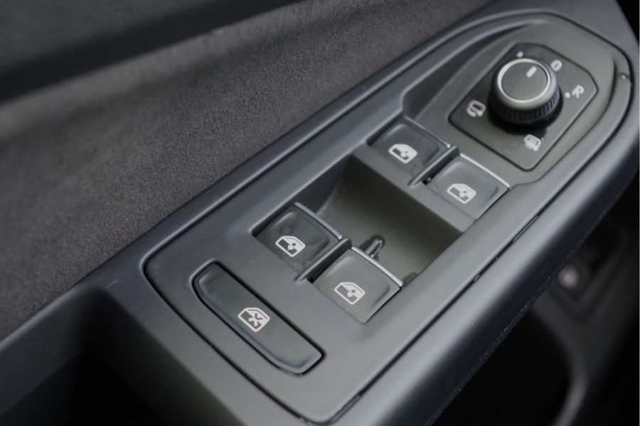 Volkswagen Golf 1.4 eHybrid 204 PK Style PHEV, Adap. Cruise Control, Camera, Carplay