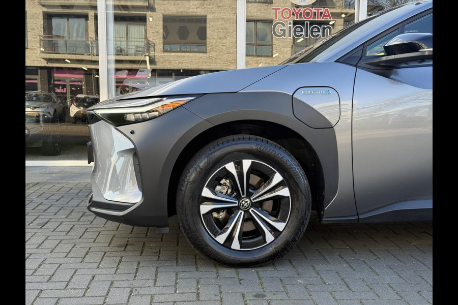 Toyota Bz4x 71,4 kWh 204pk Dynamic | 3-Fase, 360 Camera, Blind Spot monitor, Elektrische achterklep, Parkeersensoren, Stoelverwarming