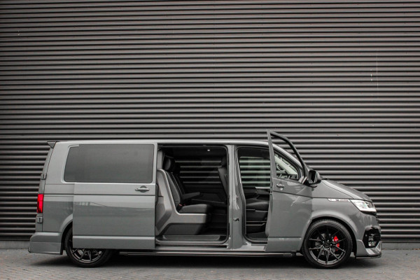 Volkswagen Transporter 2.0 TDI L2H1 150PK BULLI DC DUBBEL CABINE / LEIGHTONVANS BODYKIT / FULL OPTINS / LEDER / FULL BLACK / APPLE