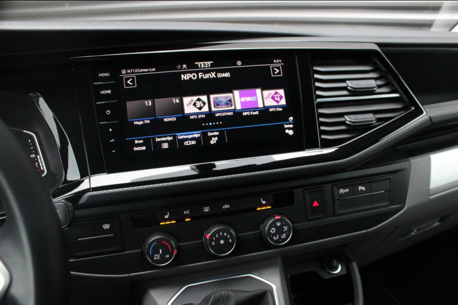 Volkswagen Transporter 2.0 TDI L2H1 150PK BULLI DC DUBBEL CABINE / LEIGHTONVANS BODYKIT / FULL OPTINS / LEDER / FULL BLACK / APPLE