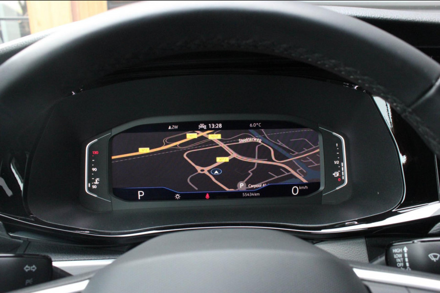 Volkswagen Transporter 2.0 TDI L2H1 150PK BULLI DC DUBBEL CABINE / LEIGHTONVANS BODYKIT / FULL OPTINS / LEDER / FULL BLACK / APPLE