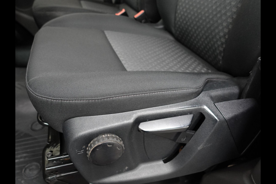 Ford Transit Custom 300 2.0 TDCI L2H1 Trend Automaat Airco Navi Bluetooth 3-Zits Camera Trekhaak Camera