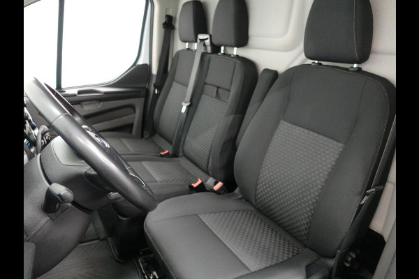 Ford Transit Custom 300 2.0 TDCI L2H1 Trend Automaat Airco Navi Bluetooth 3-Zits Camera Trekhaak Camera
