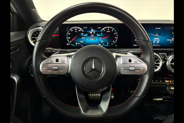 Mercedes-Benz A-Klasse 180 Premium Plus AMG*Pano*Night*Cam*Memory