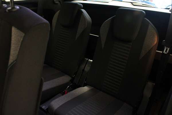 Peugeot 5008 1.2 PureTech Active |Trekhaak|Navi|Camera|